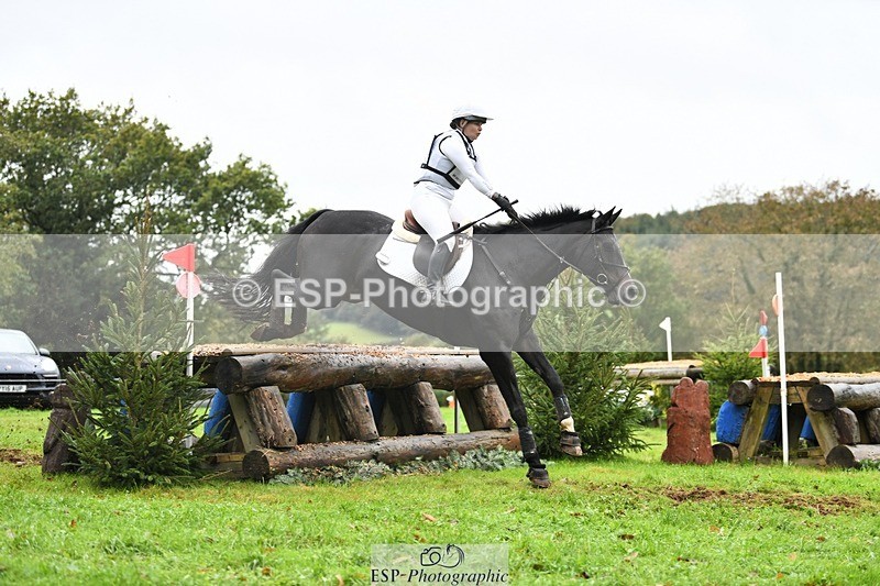 231021-113651-15274 - 671-KILCLOGHER.DAWSON-Lucy.Griffiths-SC+XC