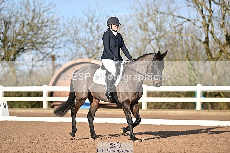 241214-105207-01238 - 140-Samantha.Henderson-Rich.Tricks.Otis