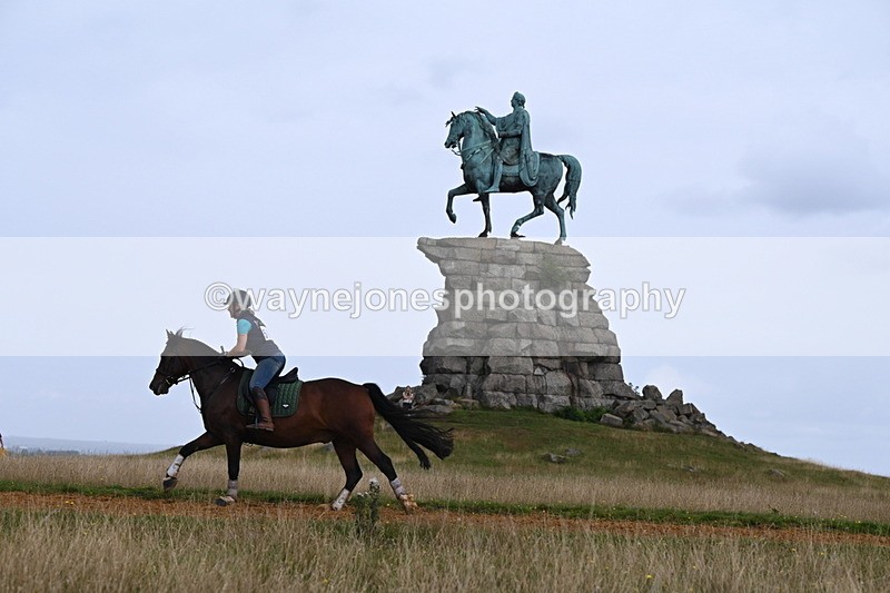 DSC_8250 - Time at Statue 13:52 to 14:33
