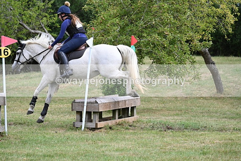 WJ7_5128 - 60cm XC Time 10:17 to 10:49