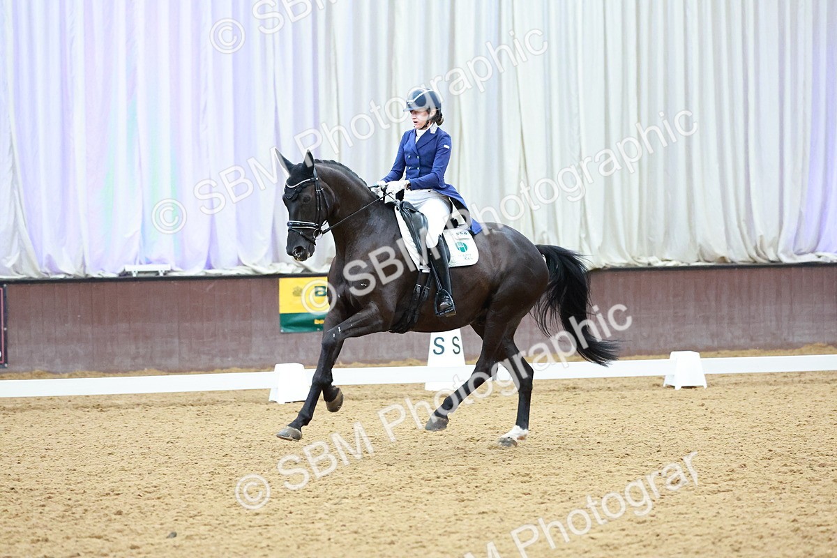 SBM_007885 - Class 9 - FEI INT II - 16.54.17.57