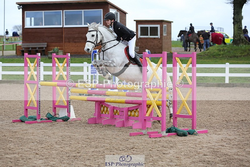 240211A-114027-02521 - Cls 5 Pony Newcomers & 1m Open
