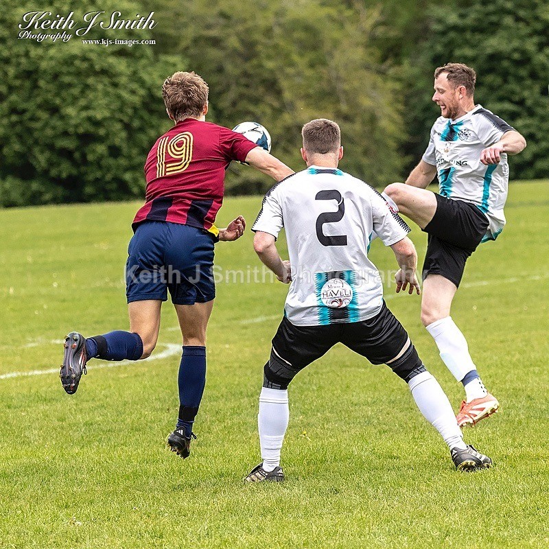 9KJS8837 - Pitch 3. Abington FC vs Royals. Abington Park. 10th May 2026.