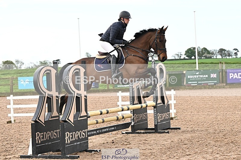 250416-090551-00020 - Cls 1 British Novice and 90cm