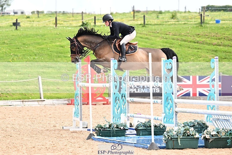 260507-102446-01499 - Cls 1 Snr Foxhunter