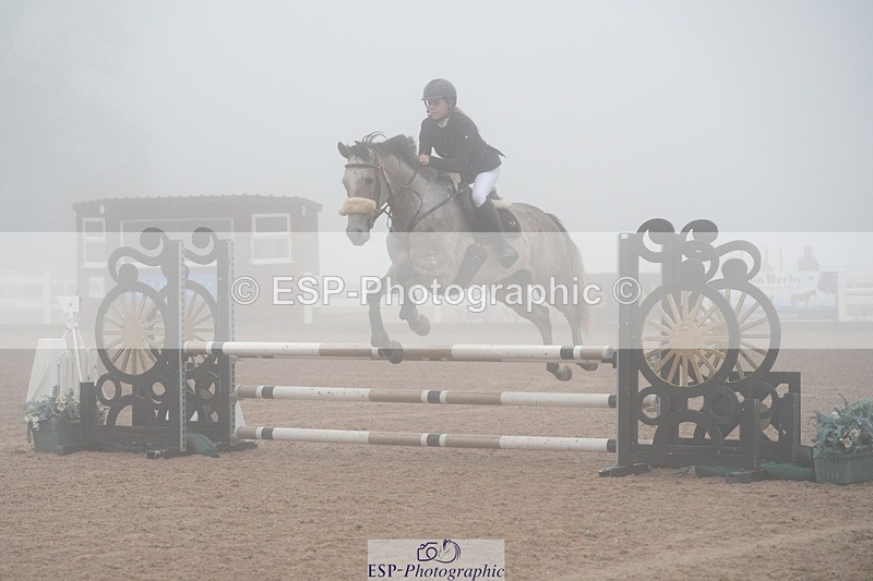 251003-102623-00054 - Cls 6 British Novice and 90cm