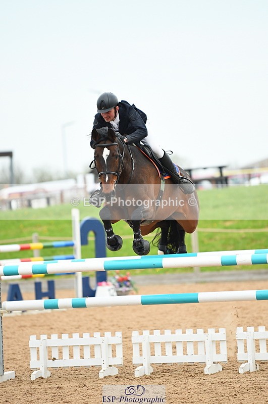 230504A-105216-00650 - Cls 9 Snr 1.20m Open