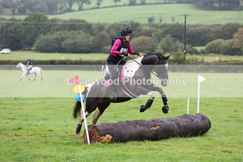 1X9A1732 - Class 2: 70cm: Log