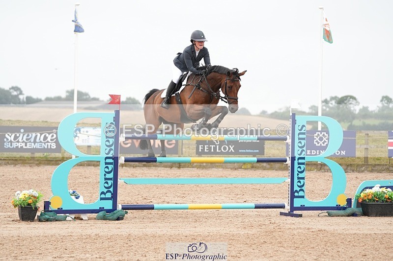 250718-110006-09865 - Cls 2, 3 Star Small Tour Break til End