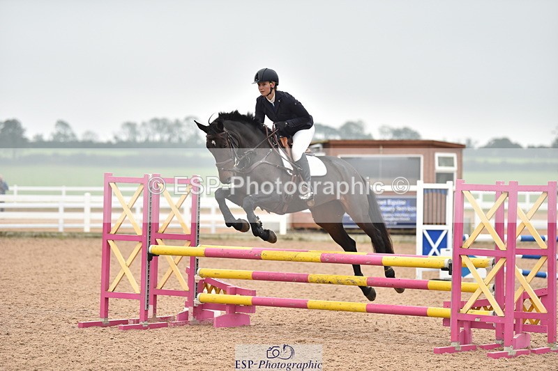 231011A-100554-00021 - Cls 1 British Novice & 90cm Open