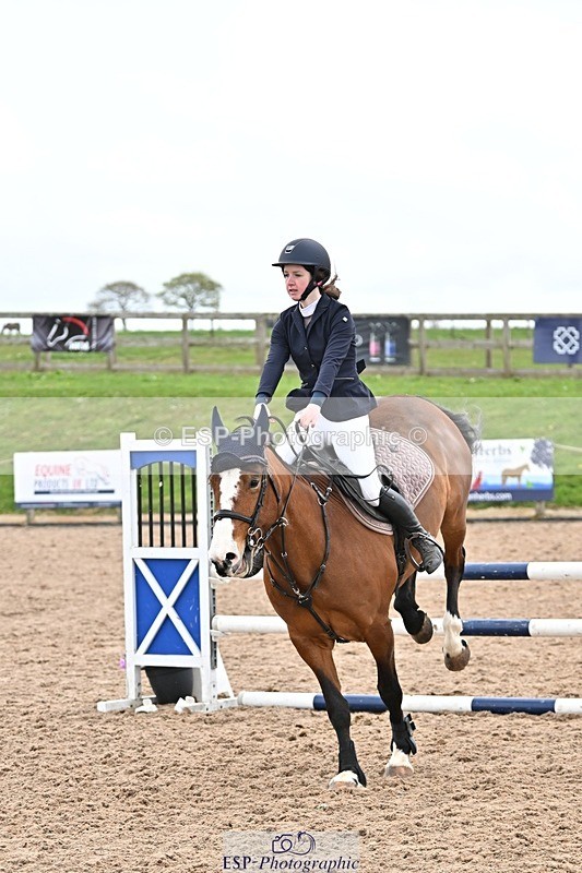 250414-112417-00499 - 90cm Round 1