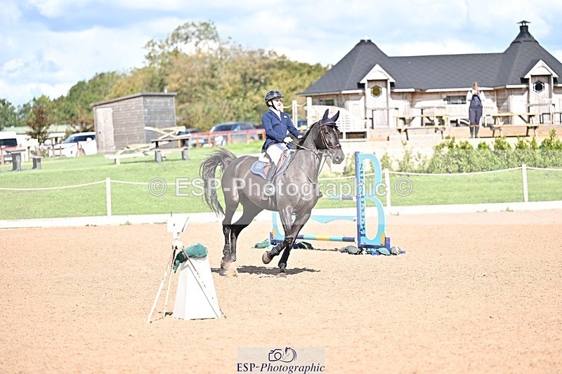 250924-125517-00301 - Cls 4 Newcomers and 1.10m Open