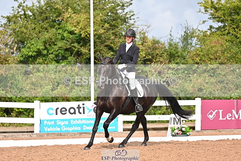 240817A-101115-07688 - 142-Elaine.Cleverdon-Pagante