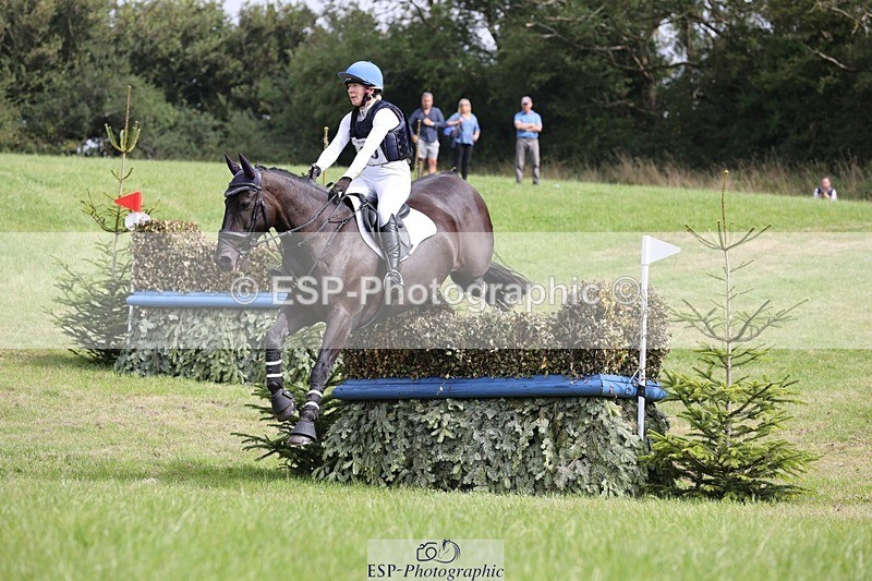 240831A-114508-02131 - 110-Laura.Pritchard-TOUCH.OF.SILK.I