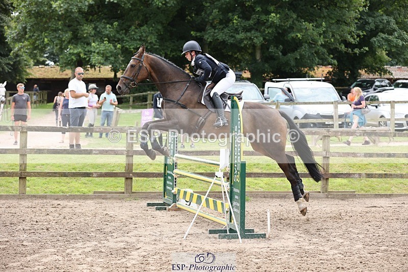 240803-141209-05963 - 183-Amelia_Hendy-WHISTLEDOWN_STAR