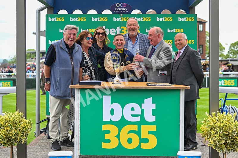 240525-Race 3-Old Is Gold-1012 - Race 3