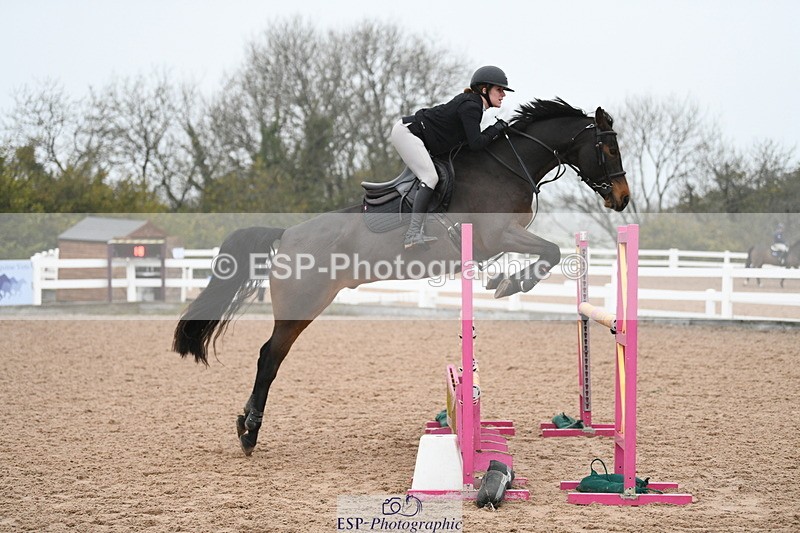 241103A-110310-07656 - SUN Cls 21 Snr Newcomers and 1.10m Open