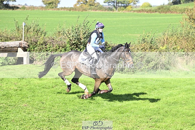 251024A-124903-11284 - B-140-Charlotte.Ward