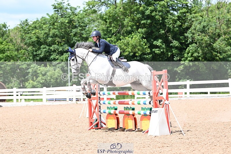 240619A-144123-00708 - Cls 4 Snr Newcomers and 1.10m Open