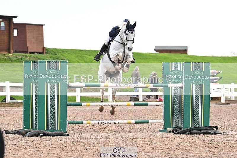 251206-142335-01273 - Cls 15 National 1.30m and 1.40m