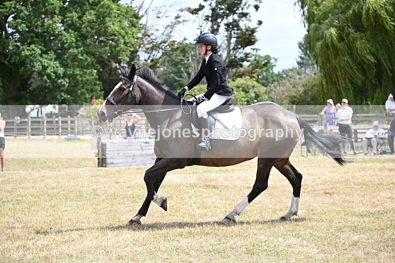 WJ6_5387 - Class 12 Minimus Jumping 45cm