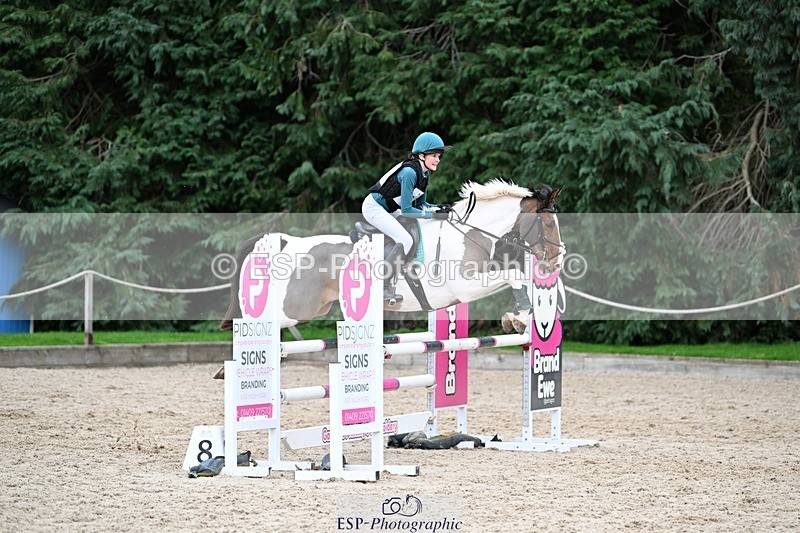 241117-142844-04592 - Cls 3 90-95cm 14.00 to 15.00