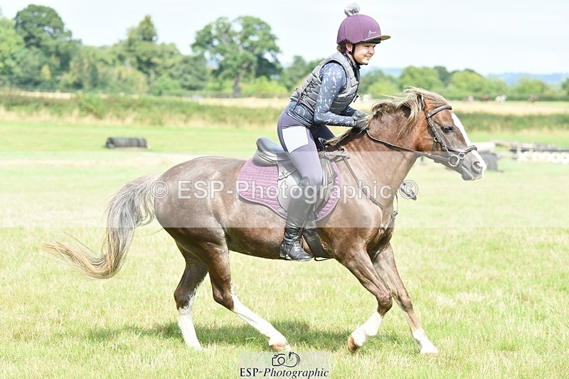 230817-141334-02126 - Kay's 2nd Group - XC