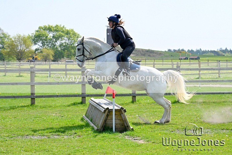 WJ7_6934 - The stables at Tweseldown 27-04-25