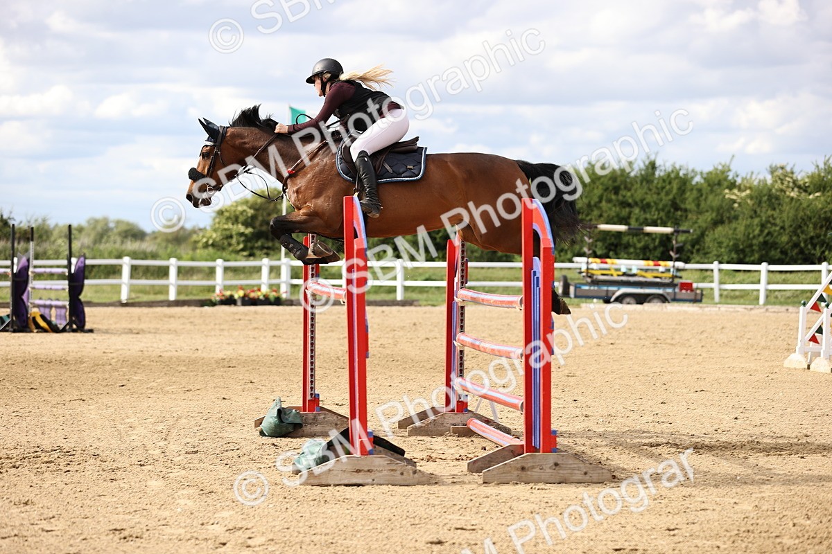 SBM_003817 - Class 13 - Senior Foxhunter - 1.20m