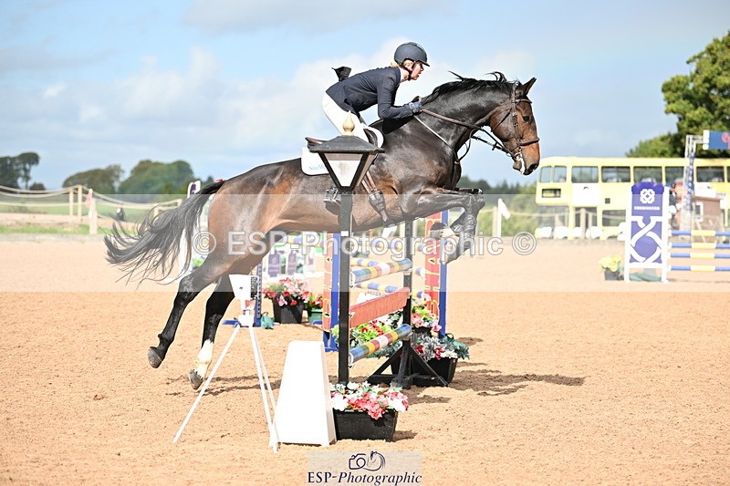 240912A-110504-00481 - Cls 2 Snr Newcomers