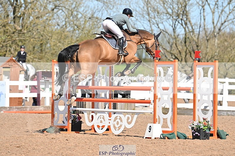 240420A-105218-10407 - Cls 19, 1 Star Silver Tour 1.20m