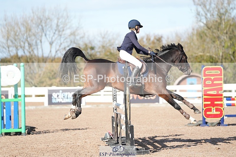 251025-130849-00488 - Cls 9 Pony Winter Discovery and 90cm