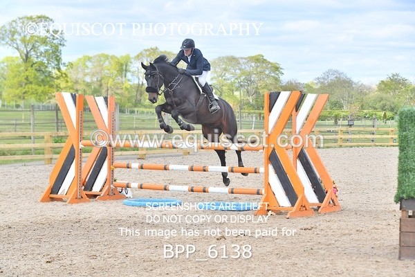 BPP_6138 - CLASS 29 SUN Senior Newcomers/ 1.10m Open