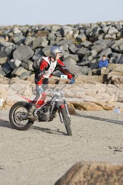 TR 010309-410 - 2 Day 01/03/09 (Sun)