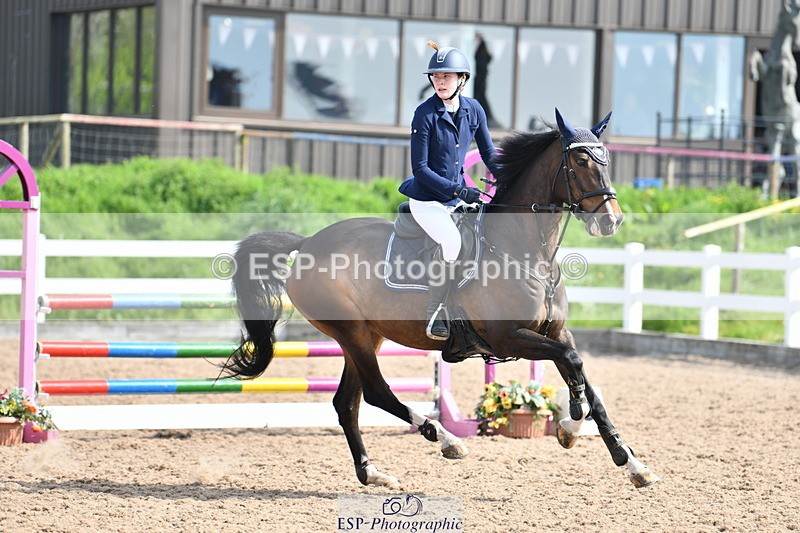 240511A-101307-11464 - Cls 28 95cm National Am Quali