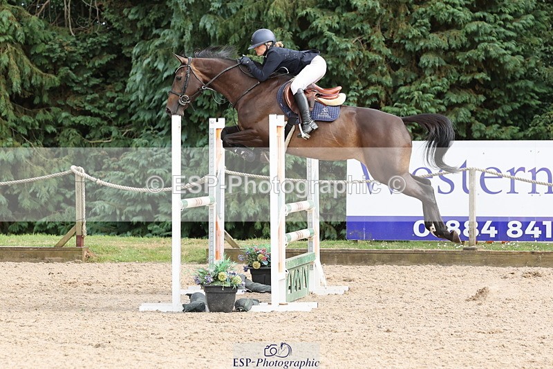 250703A-172017-06276 - Cls 10 1.05m Amateur Q and Open