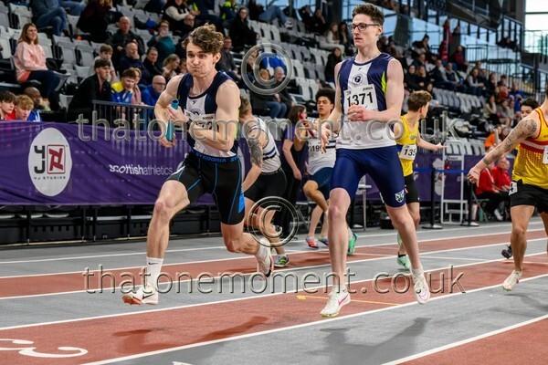 CombiMast25-916073 - Track Male Set Two