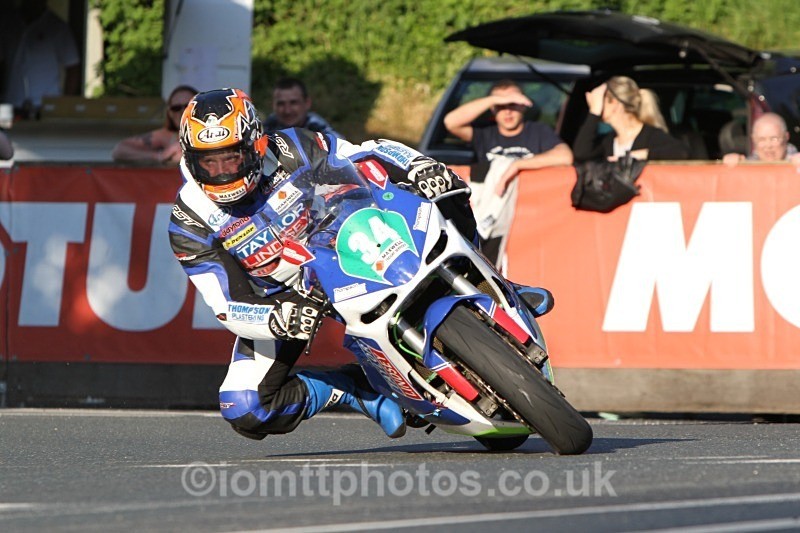  - Saturday Practice Newcomers/Supertwins