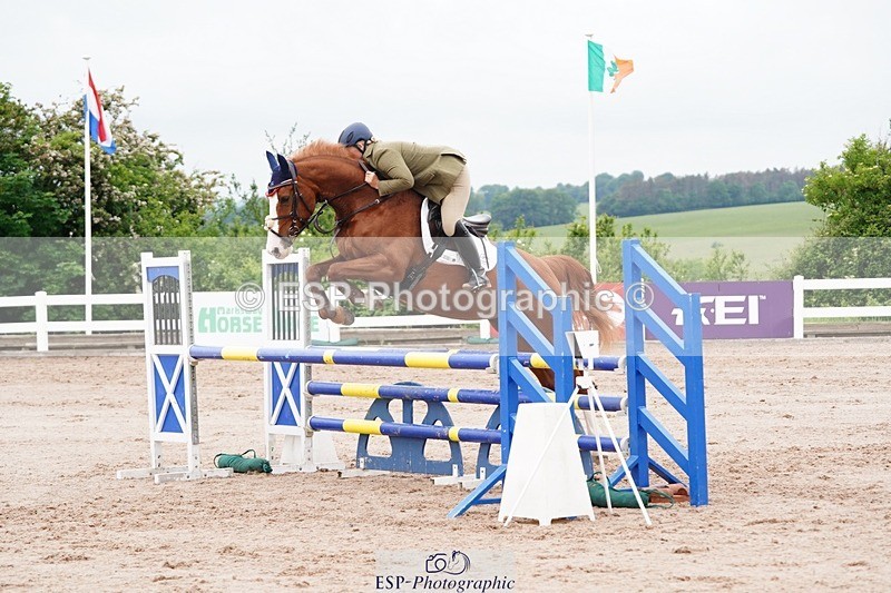 250524-111616-06349 - Cls 21 A&B Snr Disco & 1.00m Open