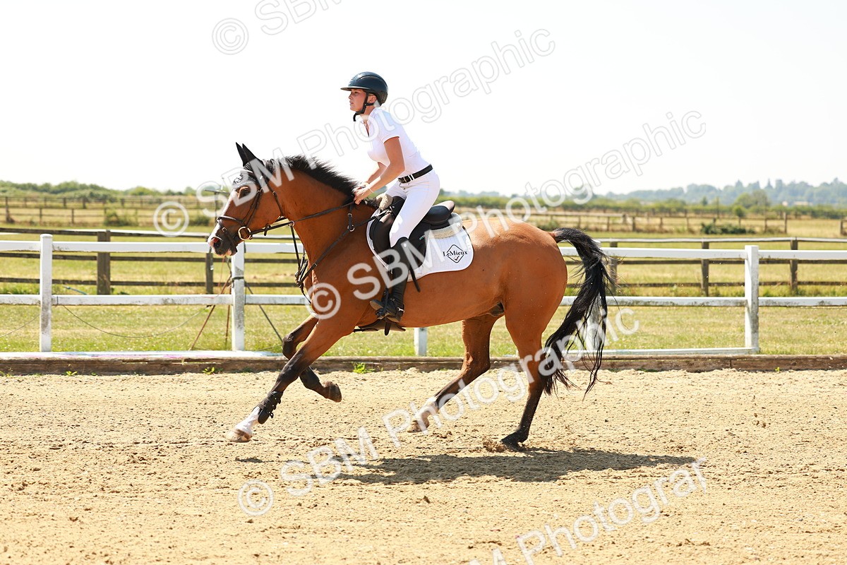 SBM_001309 - Class 4 - Senior Newcomers - 1.10m