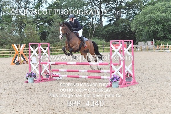 BPP_4340 - CLASS 12 SUN Senior British Novice/ 90cm Open