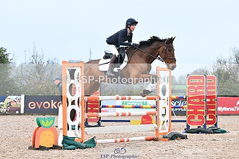 251115-135709-00964 - Cls 16-18 Children on Horses