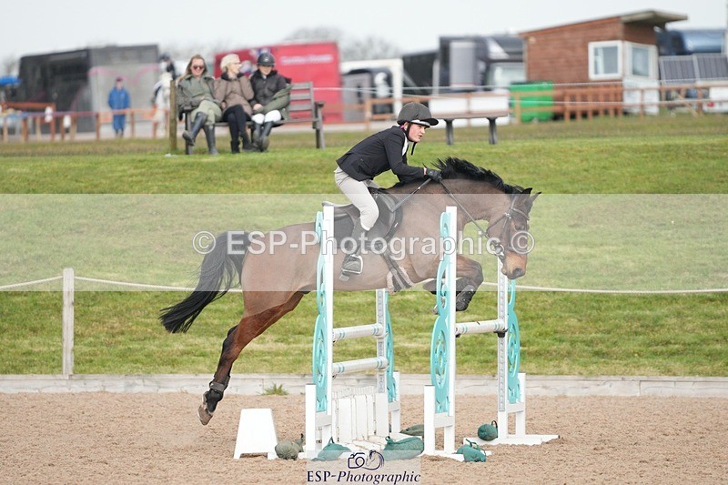 250308-124622-00818 - Cls 9 Pony Newcomers and 1m