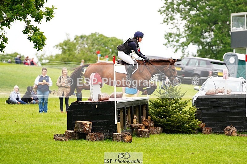 240525-165604-18942 - 279-MHF_LADY-Poppy_von_Maltzahn