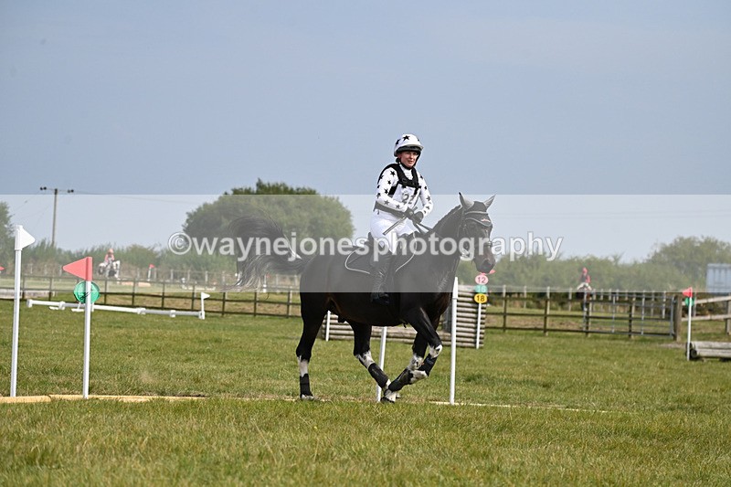 WJ6_1152 - 60cm XC Time 12:34 to 12:54