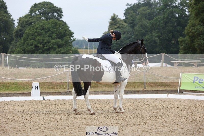 250718A-103651-00635 - 052-Lisa.Batty-George.XIV