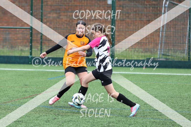 1DX32134 - Sat 6th U12 Girls