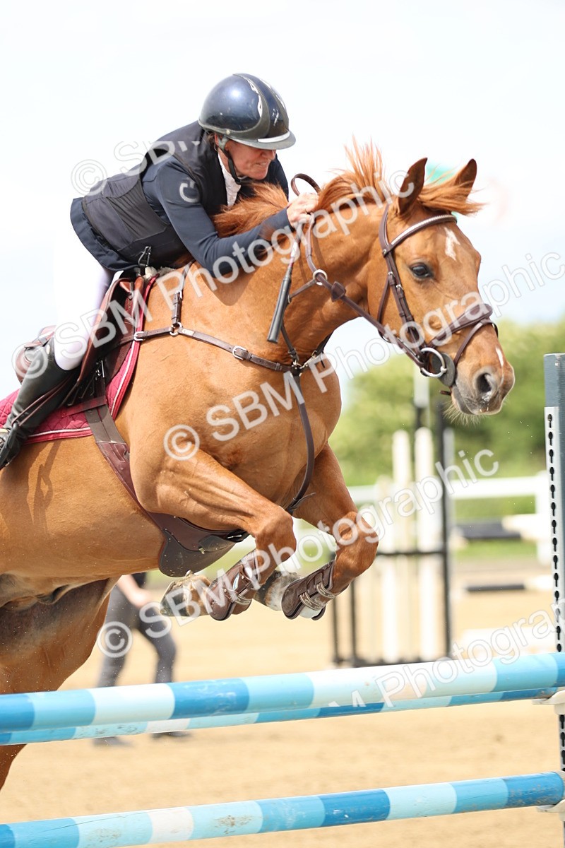 SBM_000975 - Class 4 - Senior Newcomers - 1.10m