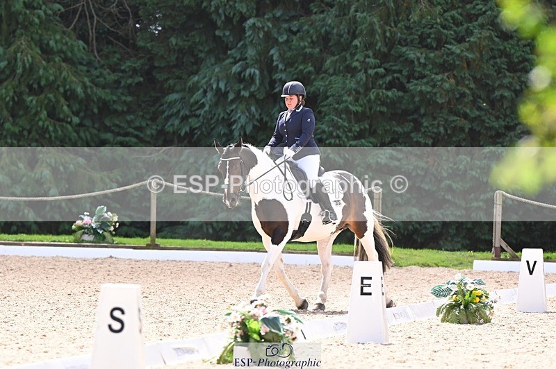 240809-114931-00585 - 228-Lauren.Picknett-Bonnie.V