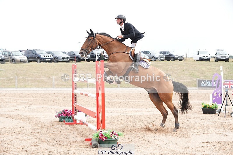 250718-112448-10002 - Cls 2, 3 Star Small Tour Break til End